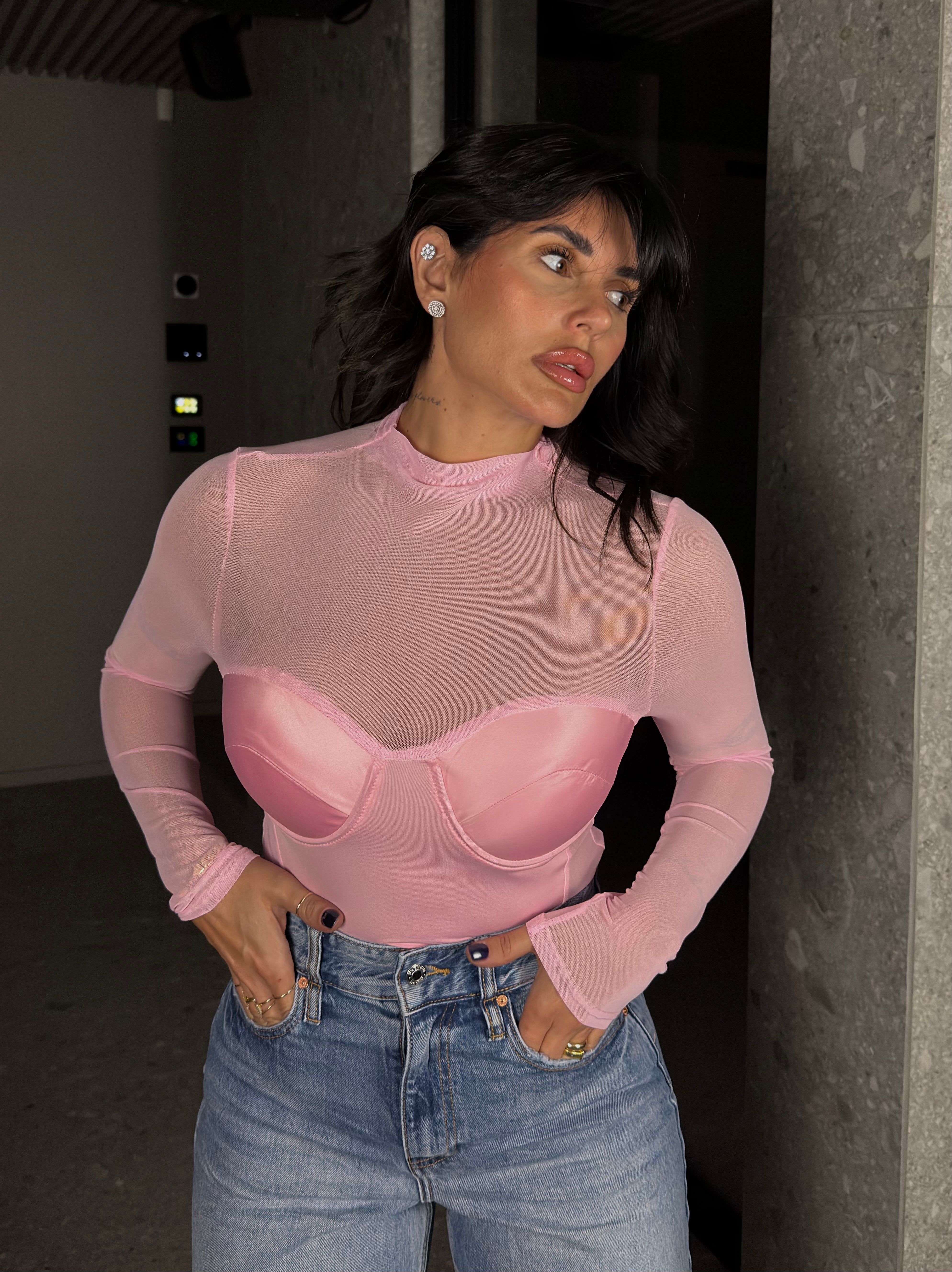 BODY NIKA