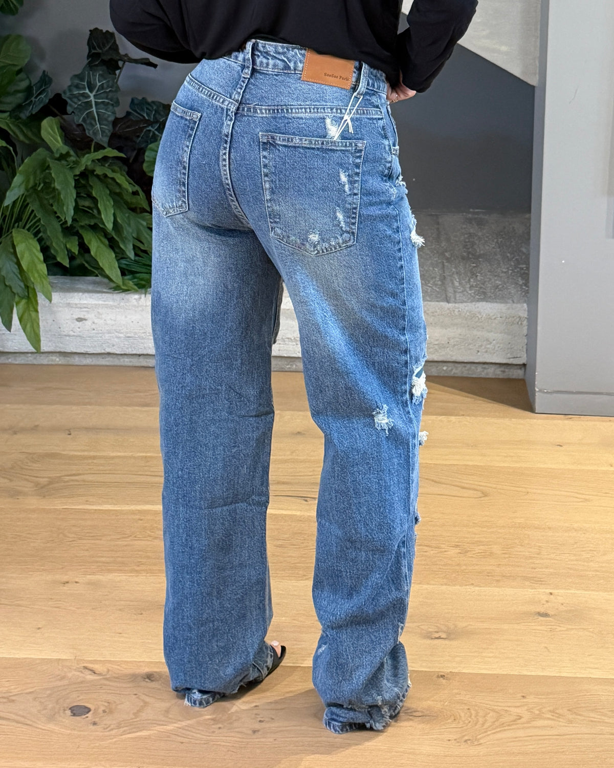 JEANS DENIM DISTRESSED