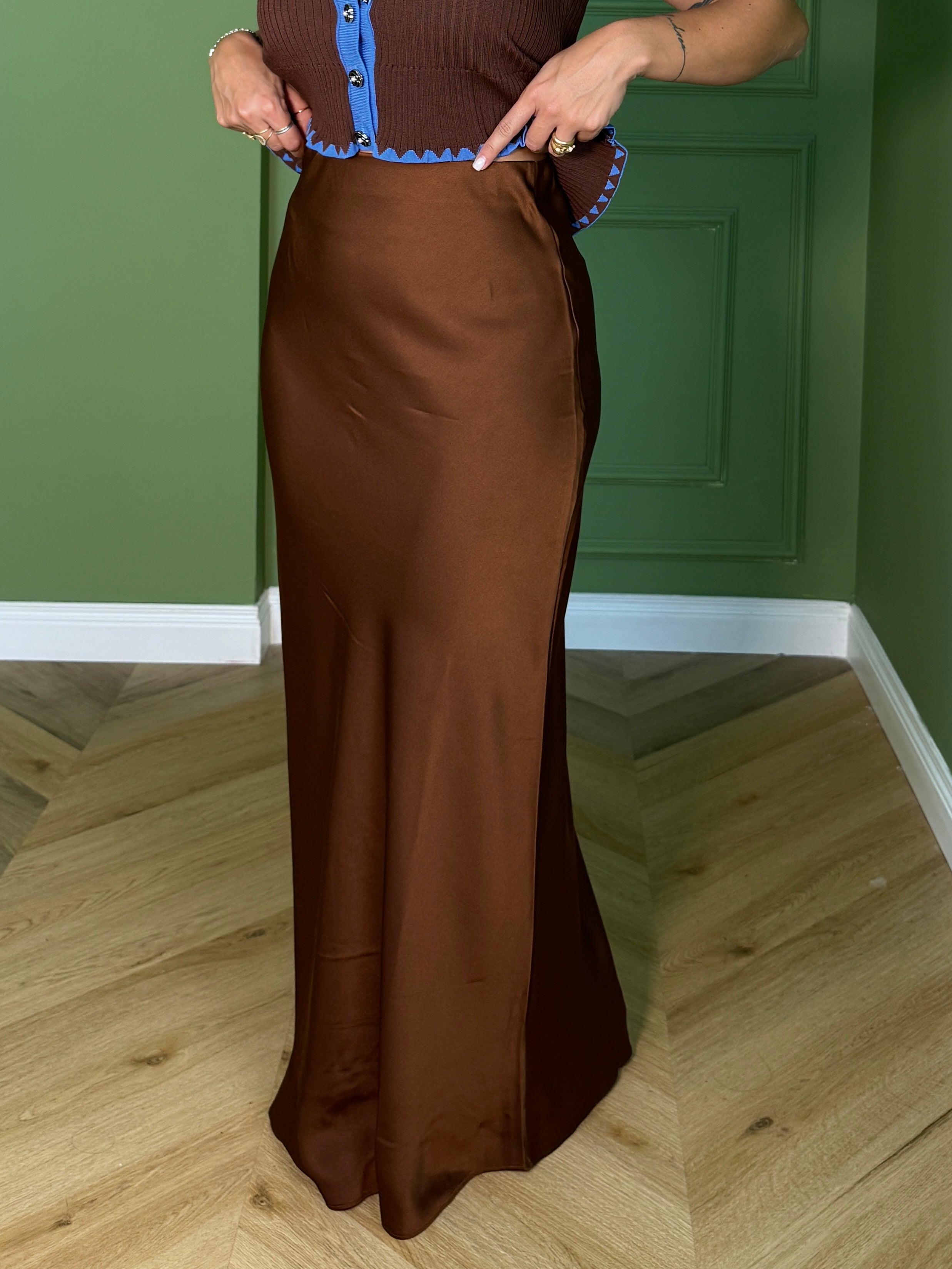 GONNA SATIN NEW COLOR