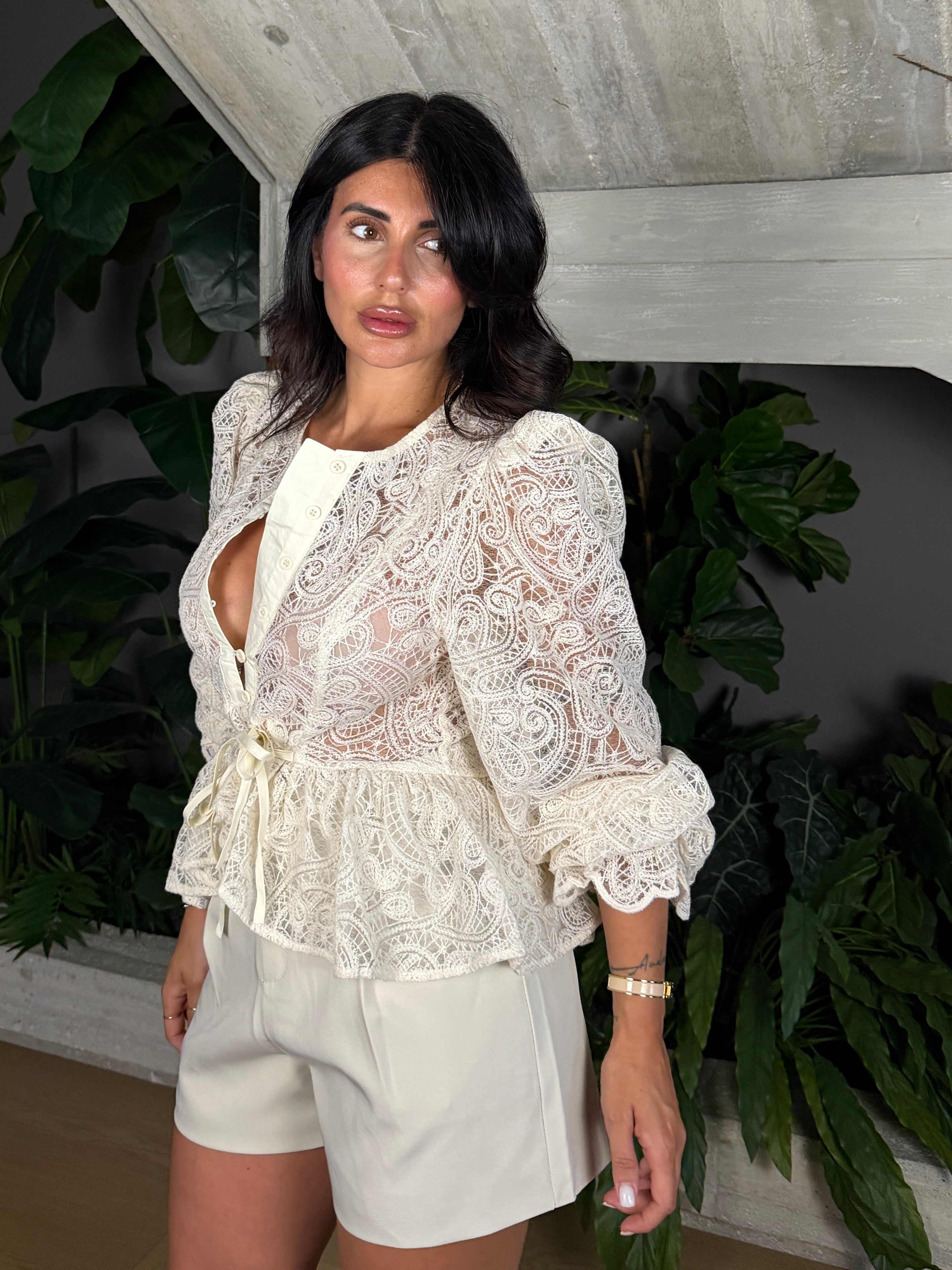 SHORT CLASSIC BEIGE