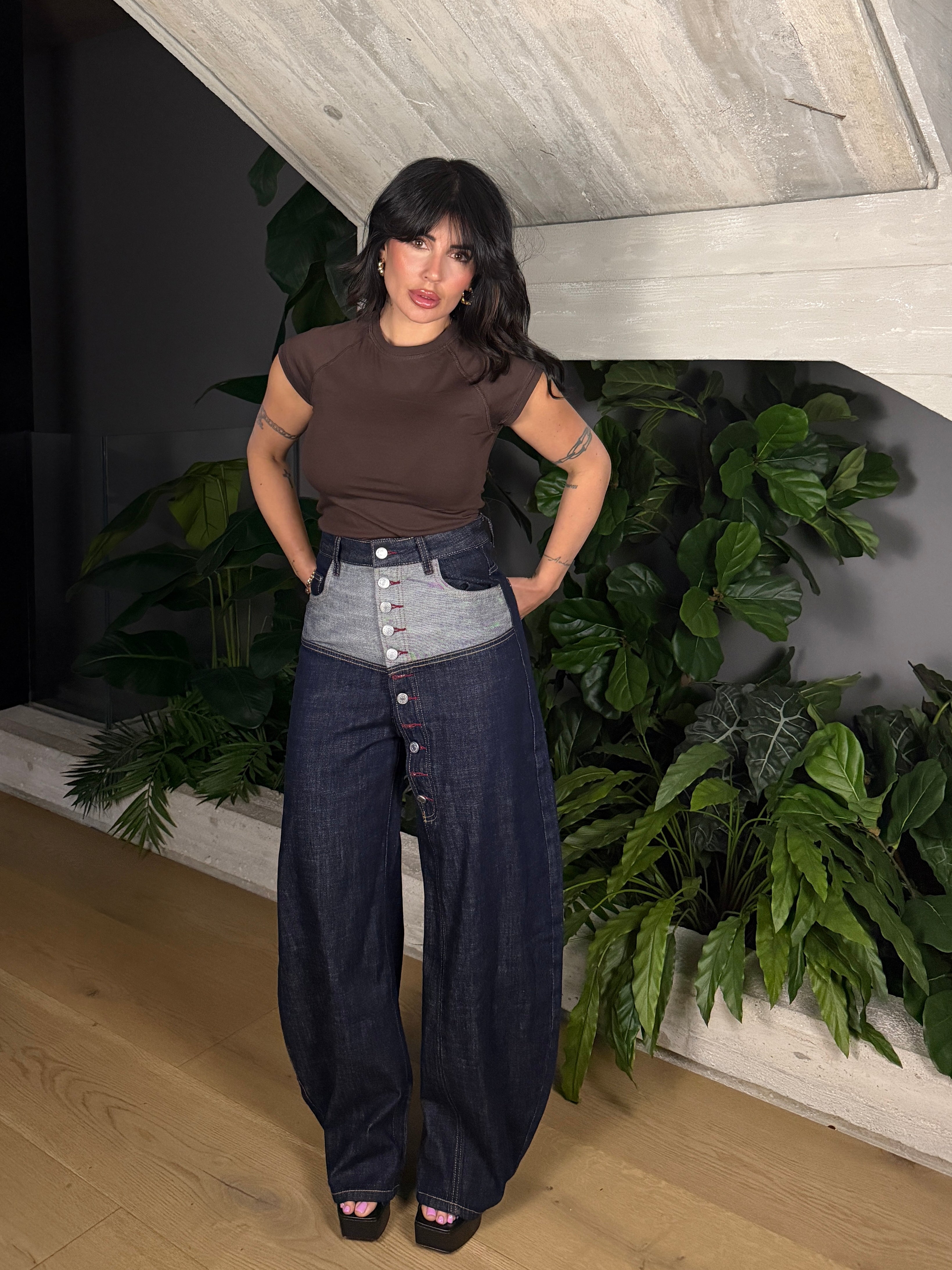 JEANS STUDIOS CON BOTTONI