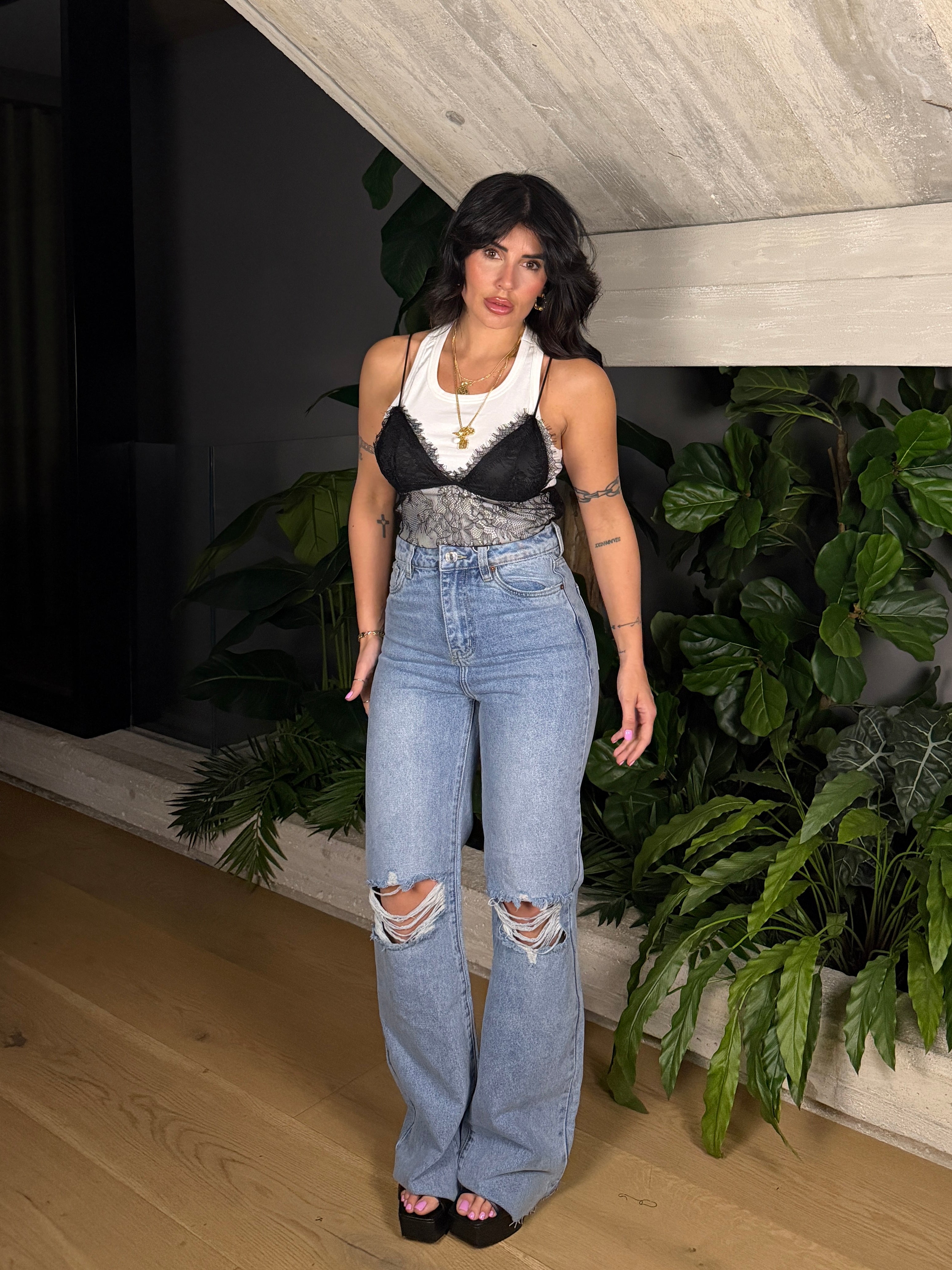 JEANS STRAPPI GAMBA DRITTA