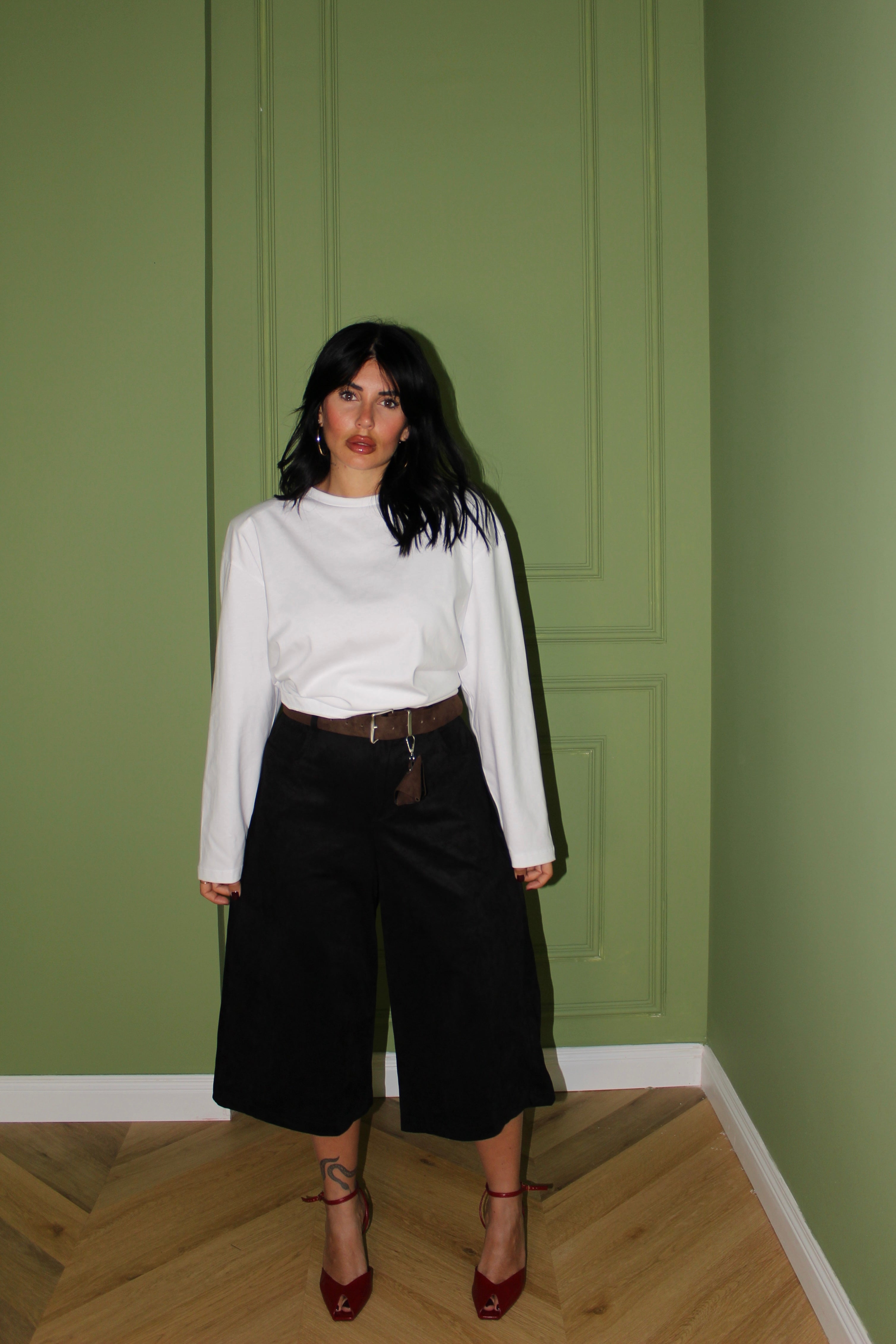 BERMUDA IN SUEDE BLACK