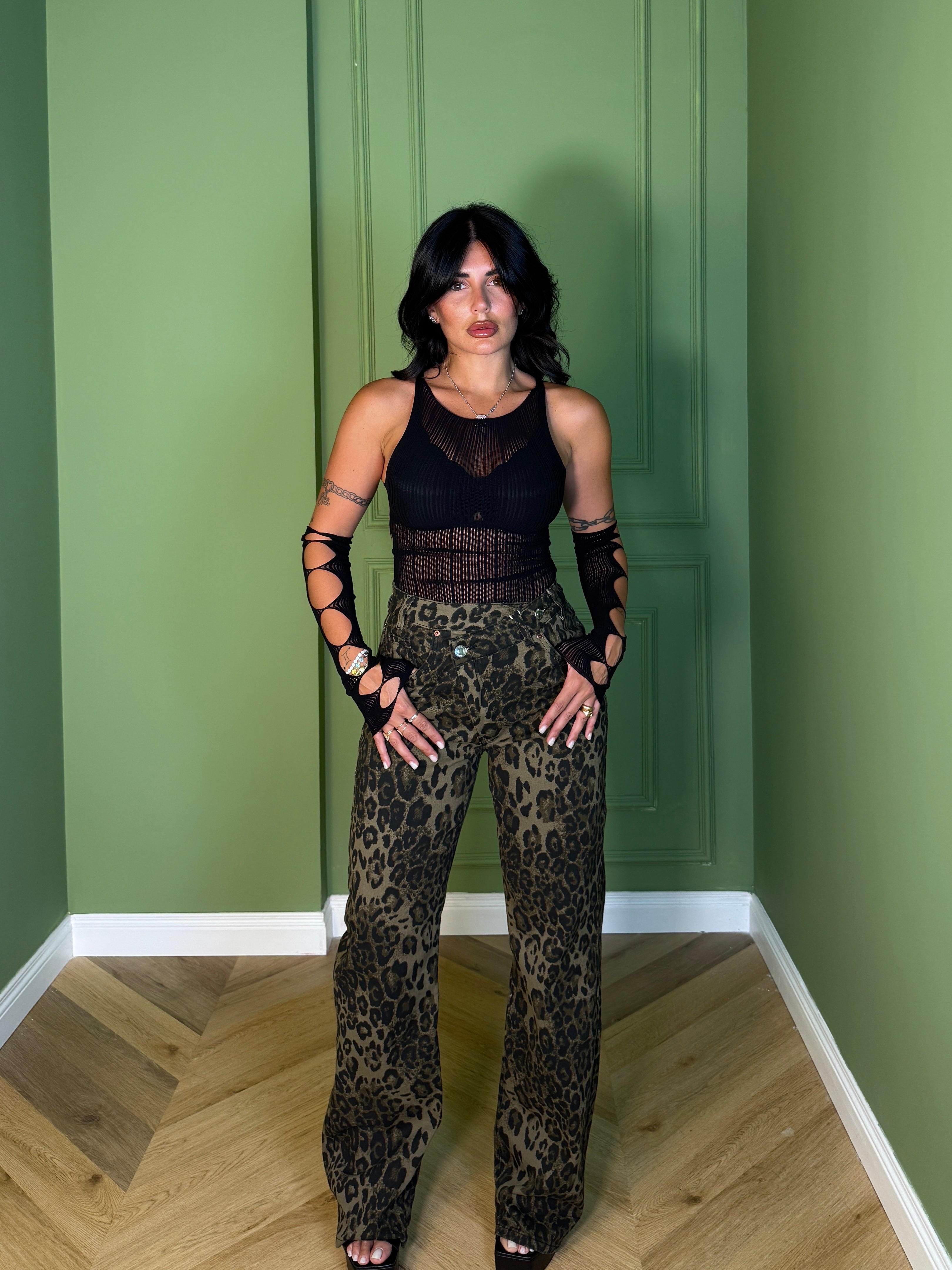 BODY TANIA