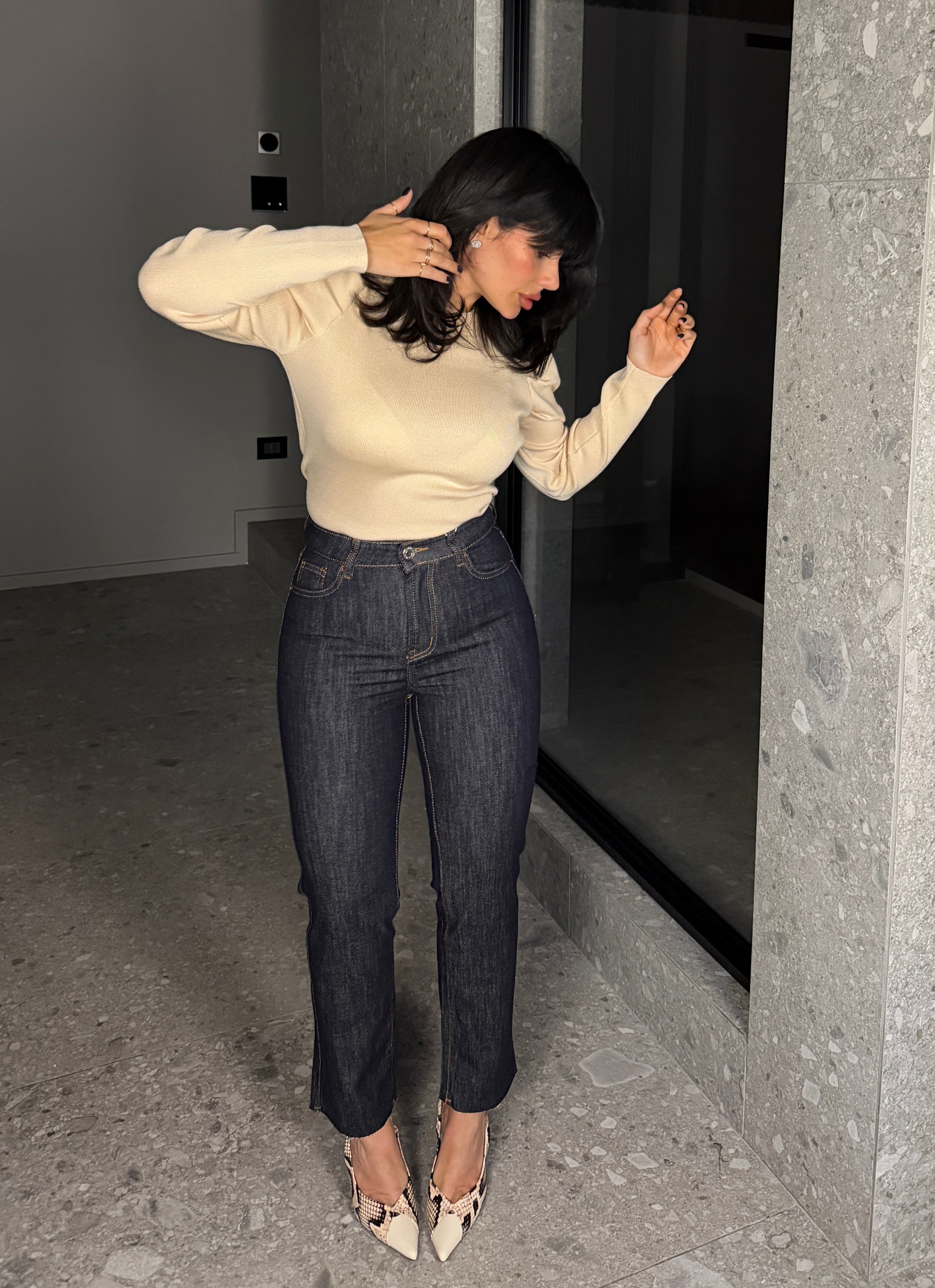 MAGLIA CON MANICA A SBUFFO