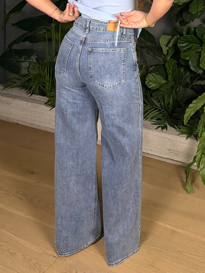 JEANS SUPER PUSHUP FLOW